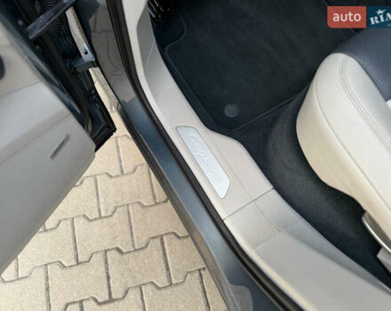 Сірий Порше Cayenne, об'ємом двигуна 3 л та пробігом 168 тис. км за 46467 $, фото 44 на Automoto.ua