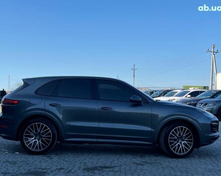 Серый Порше Каен, объемом двигателя 2.9 л и пробегом 88 тыс. км за 70990 $, фото 10 на Automoto.ua