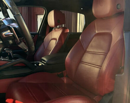 Серый Порше Каен, объемом двигателя 3 л и пробегом 75 тыс. км за 62000 $, фото 15 на Automoto.ua