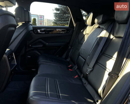 Серый Порше Каен, объемом двигателя 3 л и пробегом 83 тыс. км за 45999 $, фото 23 на Automoto.ua