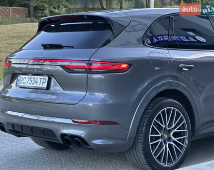 Сірий Порше Cayenne, об'ємом двигуна 2.89 л та пробігом 86 тис. км за 77000 $, фото 13 на Automoto.ua