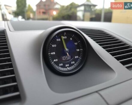 Серый Порше Каен, объемом двигателя 3 л и пробегом 115 тыс. км за 85000 $, фото 19 на Automoto.ua