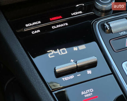 Серый Порше Каен, объемом двигателя 3 л и пробегом 83 тыс. км за 45999 $, фото 16 на Automoto.ua