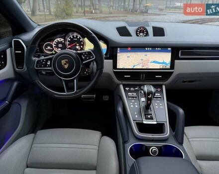 Сірий Порше Cayenne, об'ємом двигуна 2.89 л та пробігом 90 тис. км за 83500 $, фото 25 на Automoto.ua