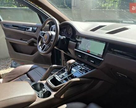 Серый Порше Каен, объемом двигателя 3 л и пробегом 101 тыс. км за 55000 $, фото 21 на Automoto.ua