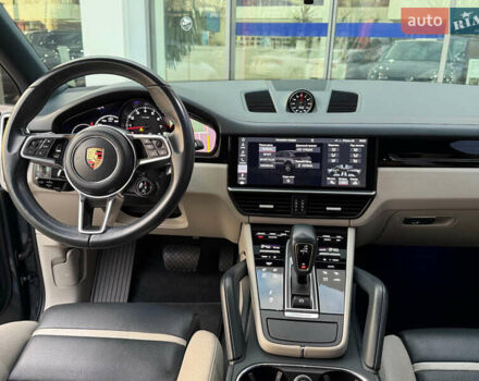 Сірий Порше Cayenne, об'ємом двигуна 3 л та пробігом 168 тис. км за 54000 $, фото 43 на Automoto.ua
