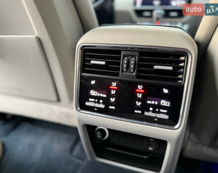 Сірий Порше Cayenne, об'ємом двигуна 3 л та пробігом 168 тис. км за 54000 $, фото 38 на Automoto.ua
