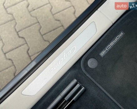 Сірий Порше Cayenne, об'ємом двигуна 3 л та пробігом 168 тис. км за 54000 $, фото 16 на Automoto.ua