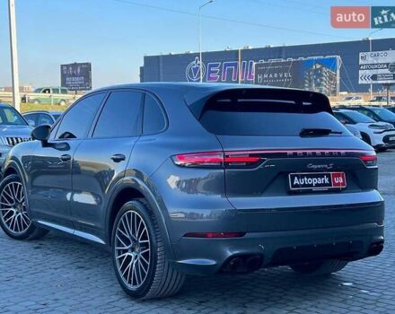 Серый Порше Каен, объемом двигателя 2.9 л и пробегом 88 тыс. км за 70990 $, фото 6 на Automoto.ua