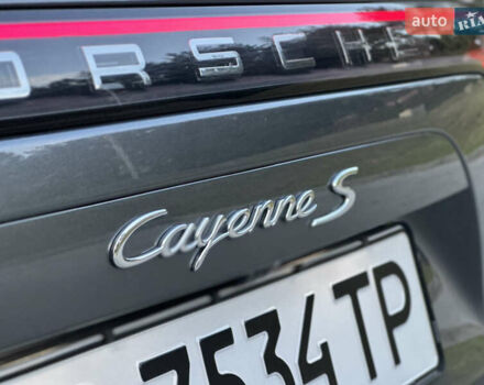 Сірий Порше Cayenne, об'ємом двигуна 2.89 л та пробігом 86 тис. км за 77000 $, фото 17 на Automoto.ua