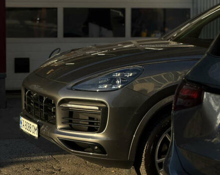 Серый Порше Каен, объемом двигателя 3 л и пробегом 75 тыс. км за 62000 $, фото 32 на Automoto.ua