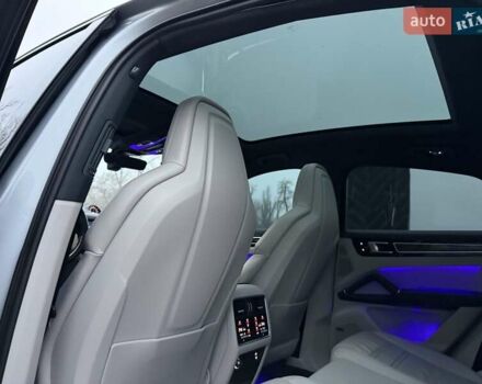 Сірий Порше Cayenne, об'ємом двигуна 2.89 л та пробігом 90 тис. км за 83500 $, фото 44 на Automoto.ua