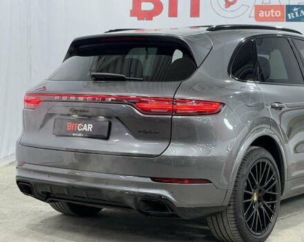 Сірий Порше Cayenne, об'ємом двигуна 3 л та пробігом 46 тис. км за 61800 $, фото 17 на Automoto.ua