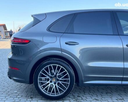 Серый Порше Каен, объемом двигателя 2.9 л и пробегом 88 тыс. км за 70990 $, фото 9 на Automoto.ua