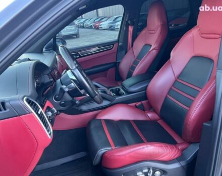 Серый Порше Каен, объемом двигателя 2.9 л и пробегом 88 тыс. км за 70990 $, фото 19 на Automoto.ua