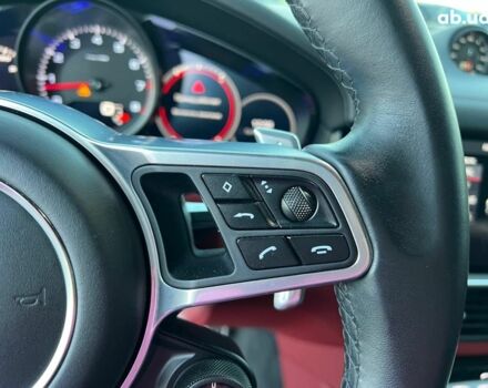 Серый Порше Каен, объемом двигателя 2.9 л и пробегом 88 тыс. км за 70990 $, фото 25 на Automoto.ua