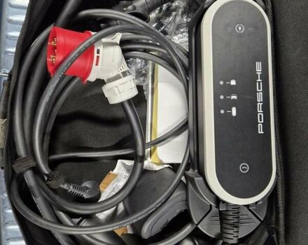 Серый Порше Каен, объемом двигателя 3 л и пробегом 115 тыс. км за 85000 $, фото 24 на Automoto.ua