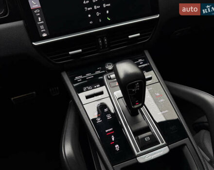 Серый Порше Каен, объемом двигателя 2.9 л и пробегом 32 тыс. км за 64000 $, фото 14 на Automoto.ua