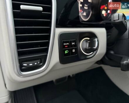 Сірий Порше Cayenne, об'ємом двигуна 2.89 л та пробігом 90 тис. км за 83500 $, фото 38 на Automoto.ua