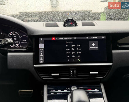 Серый Порше Каен, объемом двигателя 2.9 л и пробегом 32 тыс. км за 64000 $, фото 15 на Automoto.ua