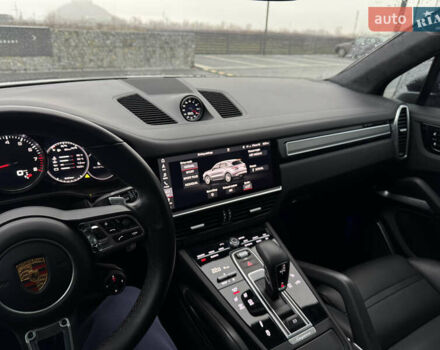 Серый Порше Каен, объемом двигателя 4 л и пробегом 74 тыс. км за 69900 $, фото 18 на Automoto.ua