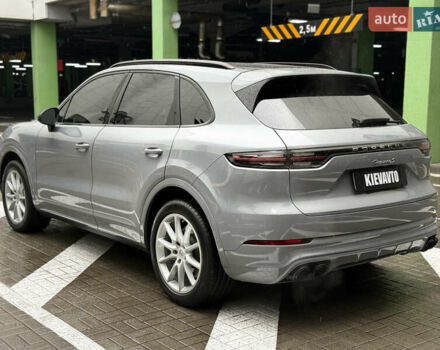 Серый Порше Каен, объемом двигателя 2.9 л и пробегом 32 тыс. км за 64000 $, фото 7 на Automoto.ua