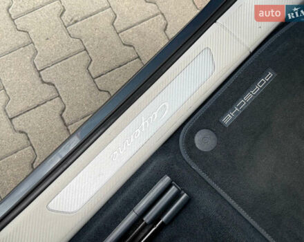 Сірий Порше Cayenne, об'ємом двигуна 3 л та пробігом 168 тис. км за 54000 $, фото 48 на Automoto.ua