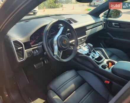 Сірий Порше Cayenne, об'ємом двигуна 4 л та пробігом 72 тис. км за 92500 $, фото 16 на Automoto.ua