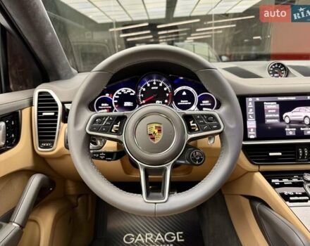 Сірий Порше Cayenne, об'ємом двигуна 4 л та пробігом 57 тис. км за 95900 $, фото 29 на Automoto.ua