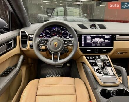 Сірий Порше Cayenne, об'ємом двигуна 4 л та пробігом 57 тис. км за 95900 $, фото 32 на Automoto.ua