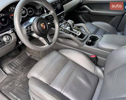 Сірий Порше Cayenne, об'ємом двигуна 3 л та пробігом 83 тис. км за 47650 $, фото 17 на Automoto.ua