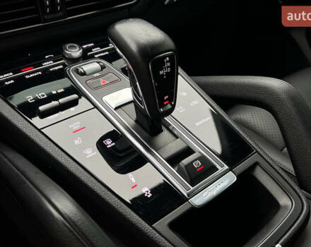 Серый Порше Каен, объемом двигателя 3 л и пробегом 143 тыс. км за 51999 $, фото 17 на Automoto.ua