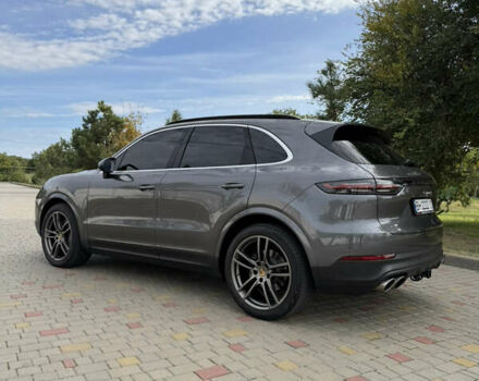 Серый Порше Каен, объемом двигателя 2.89 л и пробегом 70 тыс. км за 64000 $, фото 19 на Automoto.ua