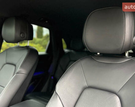 Серый Порше Каен, объемом двигателя 3 л и пробегом 143 тыс. км за 51999 $, фото 9 на Automoto.ua