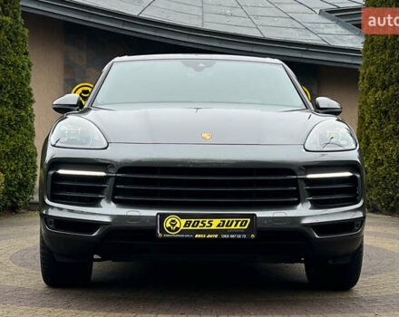 Серый Порше Каен, объемом двигателя 3 л и пробегом 143 тыс. км за 51999 $, фото 1 на Automoto.ua