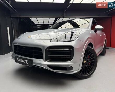Сірий Порше Cayenne, об'ємом двигуна 4 л та пробігом 57 тис. км за 95900 $, фото 2 на Automoto.ua