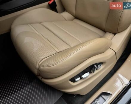 Сірий Порше Cayenne, об'ємом двигуна 4 л та пробігом 57 тис. км за 95900 $, фото 27 на Automoto.ua