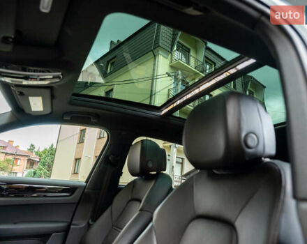 Сірий Порше Cayenne, об'ємом двигуна 2.89 л та пробігом 66 тис. км за 63000 $, фото 22 на Automoto.ua