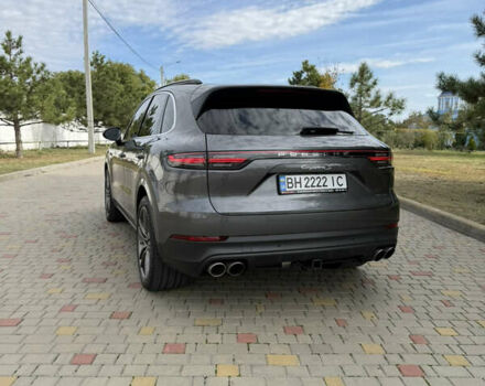 Серый Порше Каен, объемом двигателя 2.89 л и пробегом 70 тыс. км за 64000 $, фото 14 на Automoto.ua