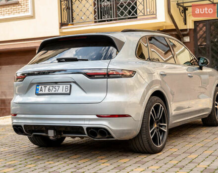 Сірий Порше Cayenne, об'ємом двигуна 2.89 л та пробігом 56 тис. км за 65000 $, фото 3 на Automoto.ua
