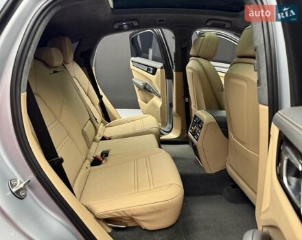 Сірий Порше Cayenne, об'ємом двигуна 4 л та пробігом 57 тис. км за 95900 $, фото 45 на Automoto.ua
