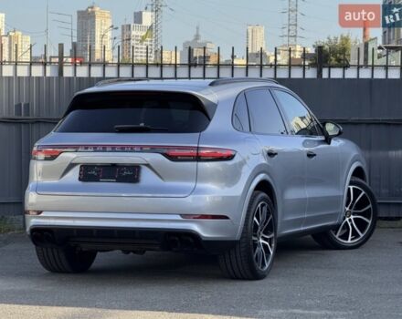 Сірий Порше Cayenne, об'ємом двигуна 3 л та пробігом 83 тис. км за 51500 $, фото 3 на Automoto.ua