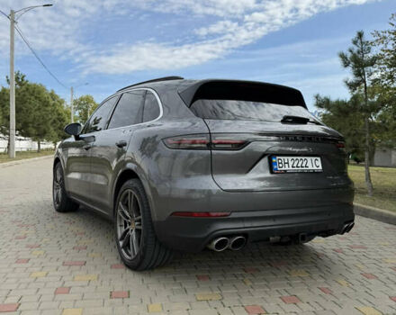 Серый Порше Каен, объемом двигателя 2.89 л и пробегом 70 тыс. км за 64000 $, фото 18 на Automoto.ua