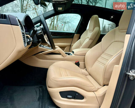 Сірий Порше Cayenne, об'ємом двигуна 3 л та пробігом 85 тис. км за 74500 $, фото 20 на Automoto.ua