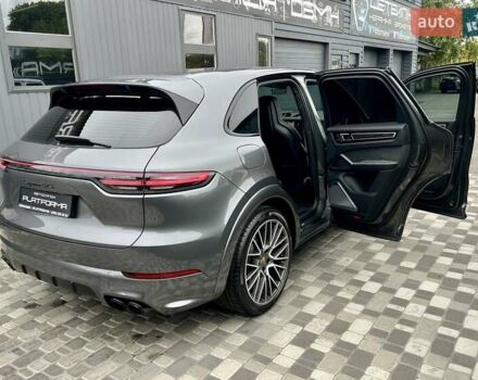 Порше Каен 2021 в Киеве на Automoto.ua Серый Порше Каен, объемом двигателя 4 л и пробегом 56 тыс. км за 82900 $, фото 110 на Automoto.ua