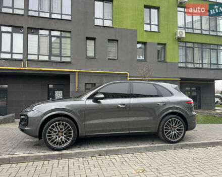 Сірий Порше Cayenne, об'ємом двигуна 3 л та пробігом 32 тис. км за 74999 $, фото 24 на Automoto.ua