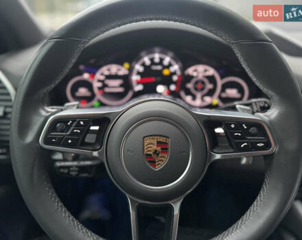 Сірий Порше Cayenne, об'ємом двигуна 3 л та пробігом 32 тис. км за 74999 $, фото 36 на Automoto.ua