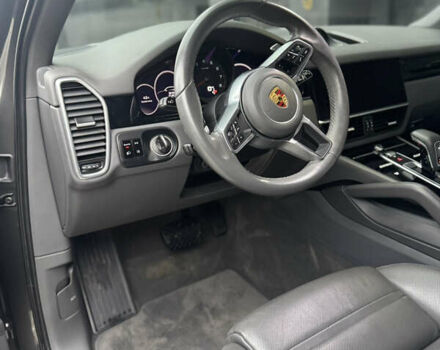 Сірий Порше Cayenne, об'ємом двигуна 3 л та пробігом 32 тис. км за 74999 $, фото 32 на Automoto.ua