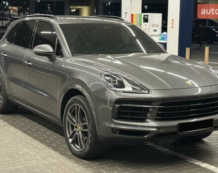 Сірий Порше Cayenne, об'ємом двигуна 3 л та пробігом 42 тис. км за 64999 $, фото 4 на Automoto.ua