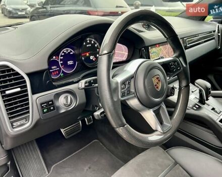 Порше Каен 2021 в Киеве на Automoto.ua Серый Порше Каен, объемом двигателя 4 л и пробегом 56 тыс. км за 82900 $, фото 19 на Automoto.ua
